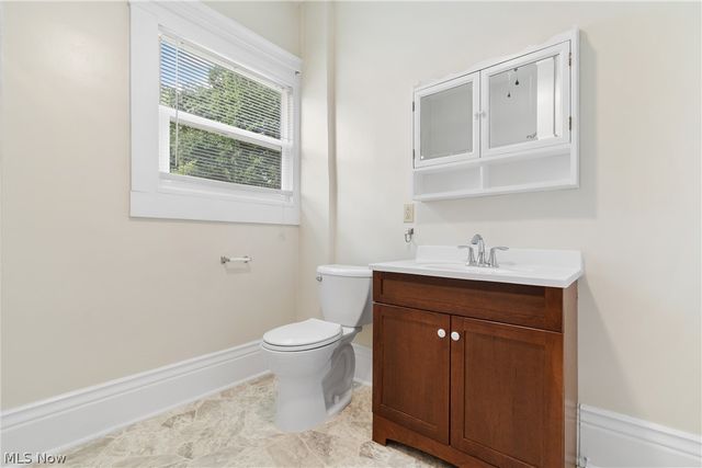 827 9th Street SW, Massillon, OH 44647