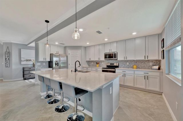 947 TIDEWATER SHORES LOOP, Bradenton, FL 34208