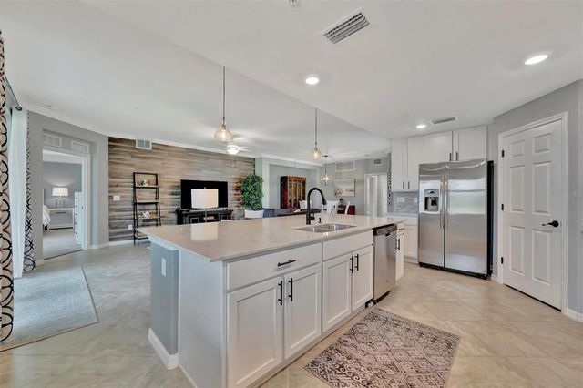 947 TIDEWATER SHORES LOOP, Bradenton, FL 34208