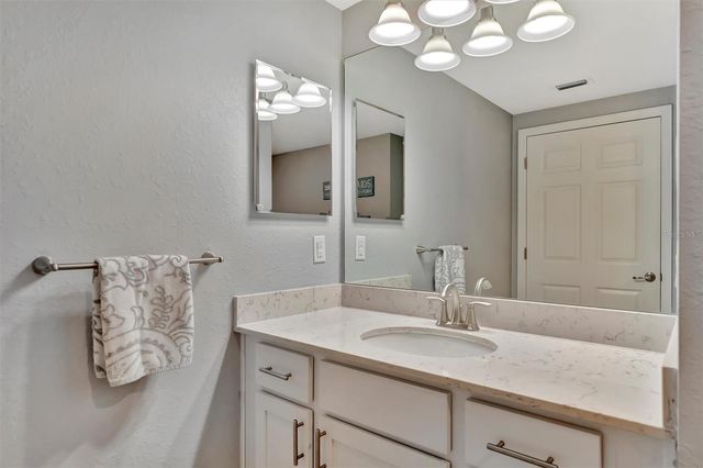 947 TIDEWATER SHORES LOOP, Bradenton, FL 34208