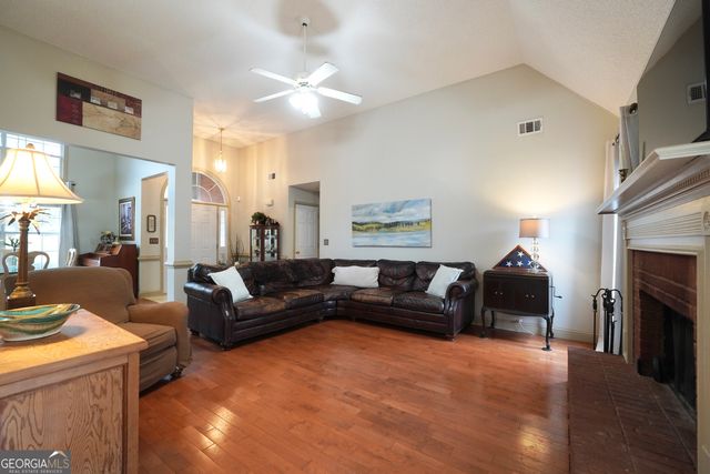 1425 Shingle Way, Mcdonough, GA 30252