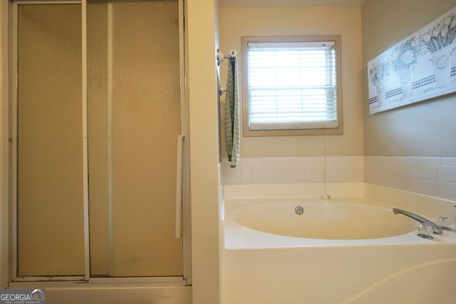 1425 Shingle Way, Mcdonough, GA 30252