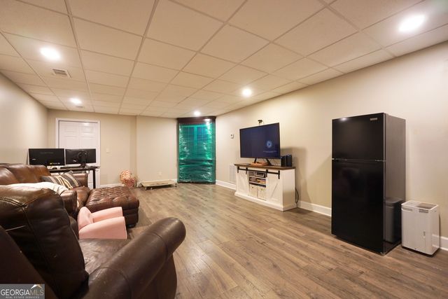 1425 Shingle Way, Mcdonough, GA 30252