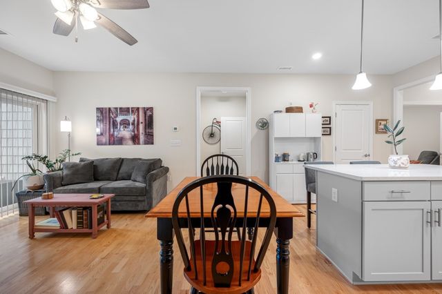 1105 Peters Farm Way 105, Westborough, MA 01581