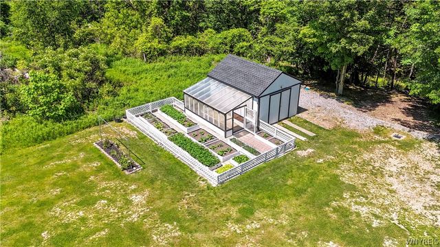 3816 Hardt Road, Eden, NY 14057