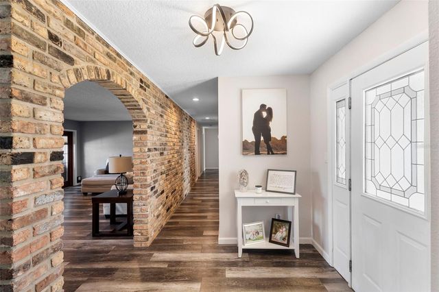 190 N SPRING LAKE DRIVE, Altamonte Springs, FL 32714