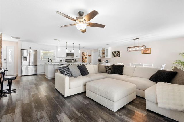 190 N SPRING LAKE DRIVE, Altamonte Springs, FL 32714