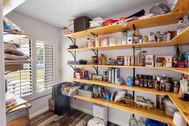 190 N SPRING LAKE DRIVE, Altamonte Springs, FL 32714