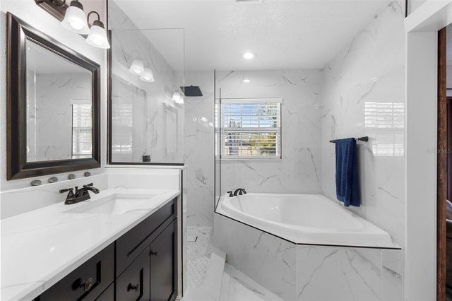 190 N SPRING LAKE DRIVE, Altamonte Springs, FL 32714