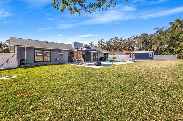 190 N SPRING LAKE DRIVE, Altamonte Springs, FL 32714