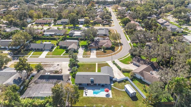 190 N SPRING LAKE DRIVE, Altamonte Springs, FL 32714