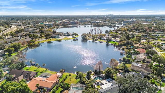 190 N SPRING LAKE DRIVE, Altamonte Springs, FL 32714