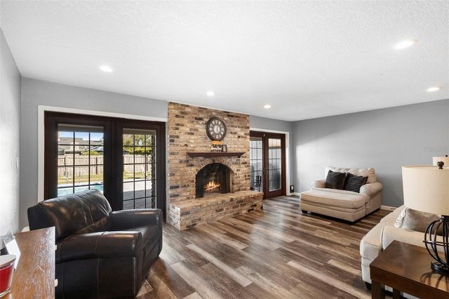 190 N SPRING LAKE DRIVE, Altamonte Springs, FL 32714