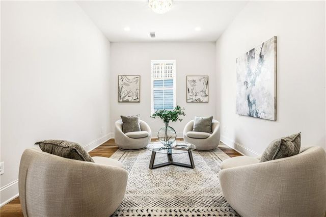 320 Hammond Drive, Atlanta, GA 30328