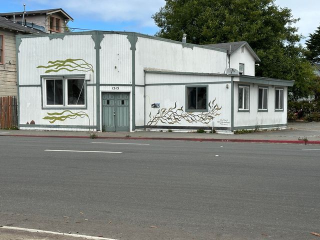 1515 5th Street, Eureka, CA 95501