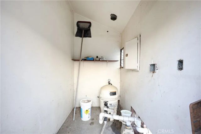 9912 Tecum, Downey, CA 90240