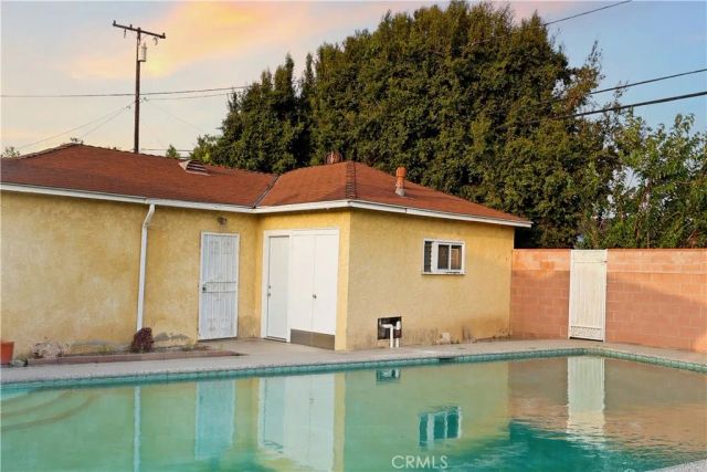 9912 Tecum, Downey, CA 90240