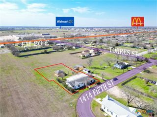 1414 Fifth Street, Lockhart, TX 78644