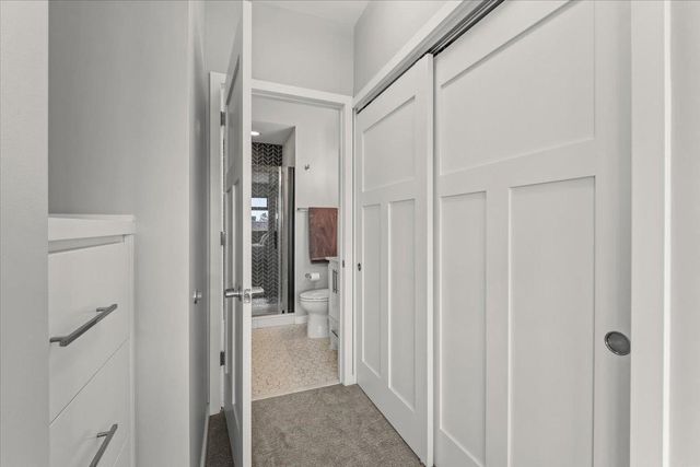 9 W Franklin Avenue 308, Minneapolis, MN 55404