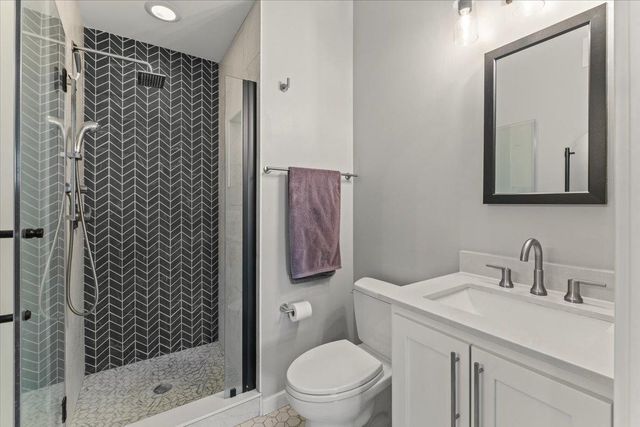 9 W Franklin Avenue 308, Minneapolis, MN 55404