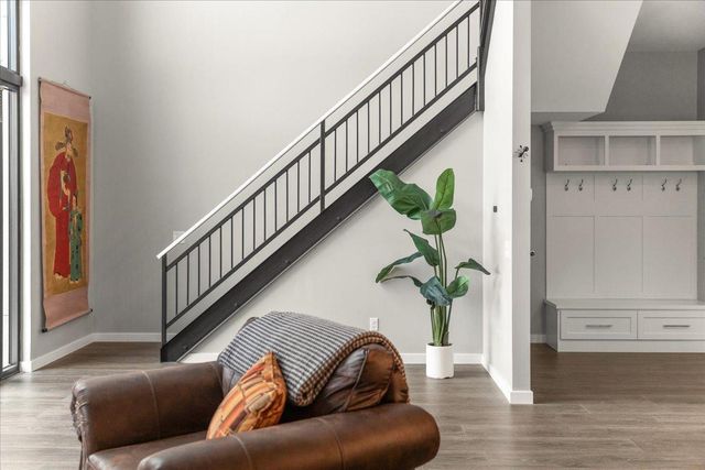 9 W Franklin Avenue 308, Minneapolis, MN 55404