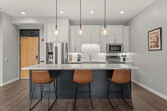 9 W Franklin Avenue 308, Minneapolis, MN 55404