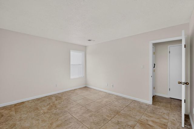 6305 Hawk Road NE, Rio Rancho, NM 87144