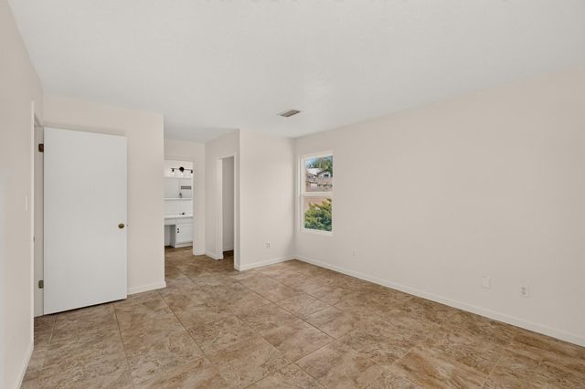 6305 Hawk Road NE, Rio Rancho, NM 87144