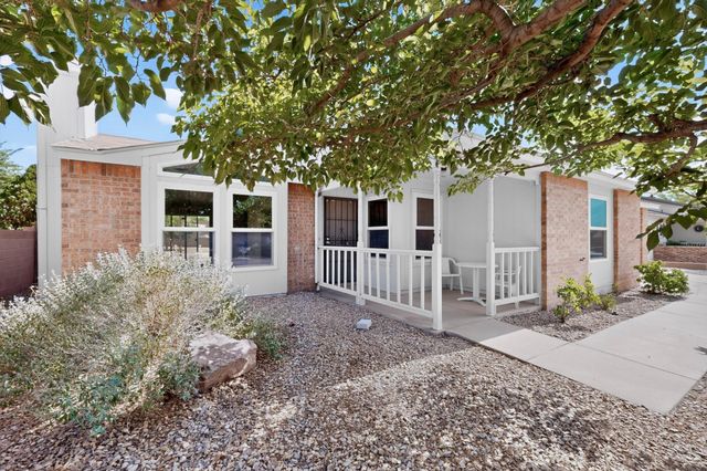 6305 Hawk Road NE, Rio Rancho, NM 87144