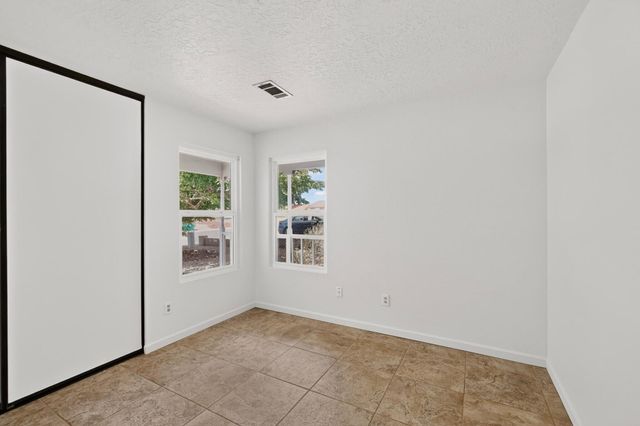 6305 Hawk Road NE, Rio Rancho, NM 87144