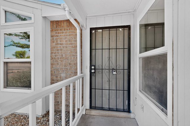 6305 Hawk Road NE, Rio Rancho, NM 87144