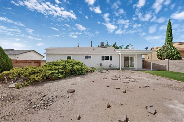 6305 Hawk Road NE, Rio Rancho, NM 87144