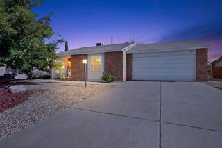 6305 Hawk Road NE, Rio Rancho, NM 87144