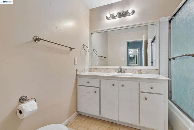 121 Buckingham Dr 25, Santa Clara, CA 95051