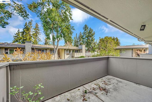 121 Buckingham Dr 25, Santa Clara, CA 95051