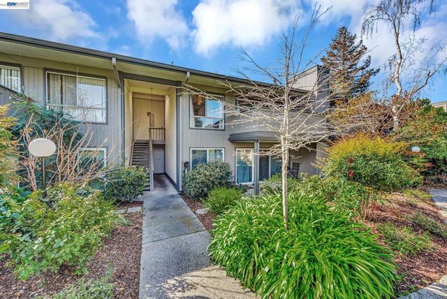 121 Buckingham Dr 25, Santa Clara, CA 95051