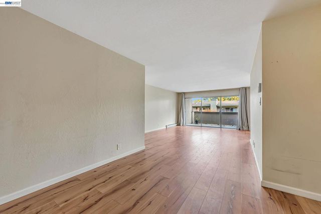 121 Buckingham Dr 25, Santa Clara, CA 95051