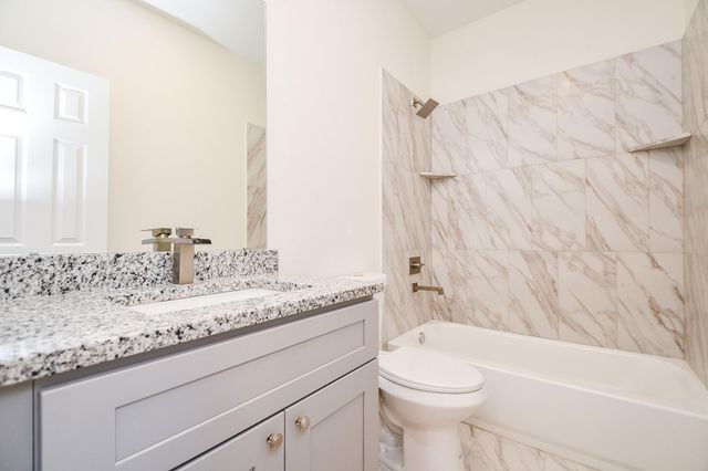2827 Pine Estate Lane, Houston, TX 77014