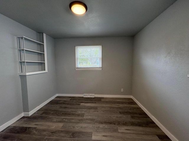 4921 N 58th STREET, Milwaukee, WI 53218