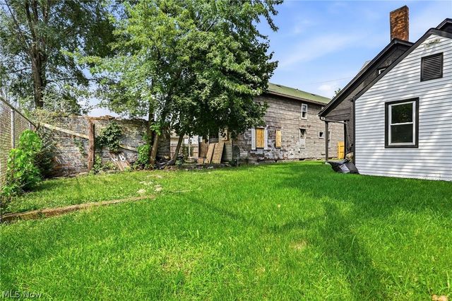 2188 Fulton Road, Cleveland, OH 44113