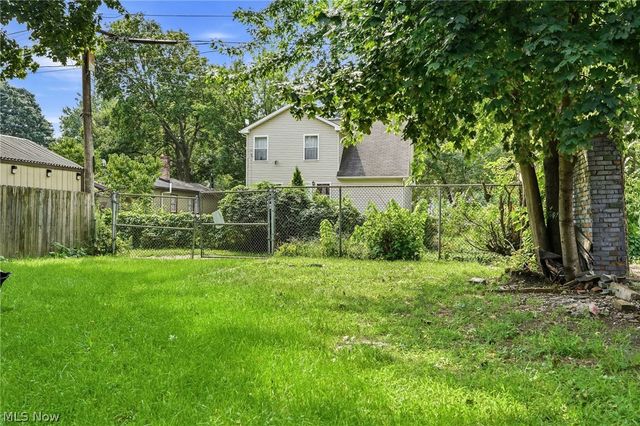 2188 Fulton Road, Cleveland, OH 44113