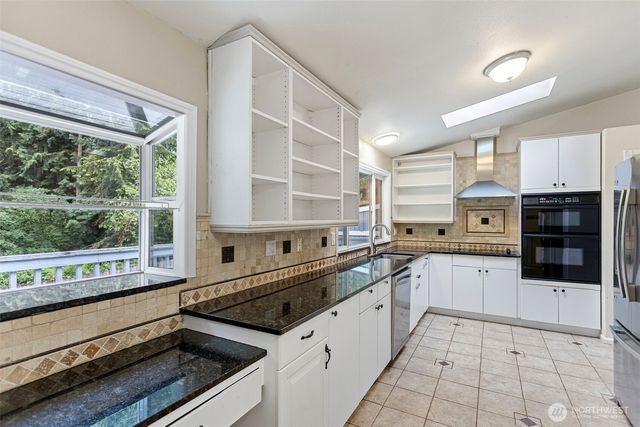 17720 199th Place NE, Woodinville, WA 98077