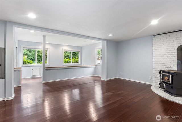 17720 199th Place NE, Woodinville, WA 98077