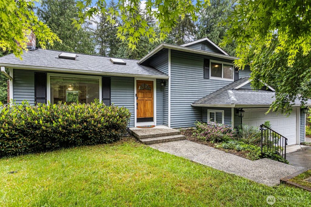 17720 199th Place NE, Woodinville, WA 98077
