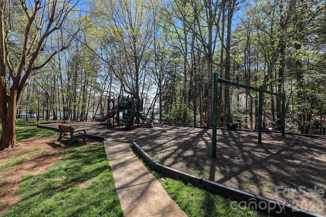 120 Wildiris Drive, Mooresville, NC 28117