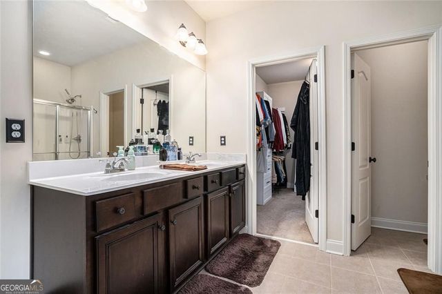 3820 Kings Bridge Drive, Douglasville, GA 30135
