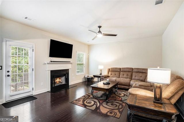 3820 Kings Bridge Drive, Douglasville, GA 30135