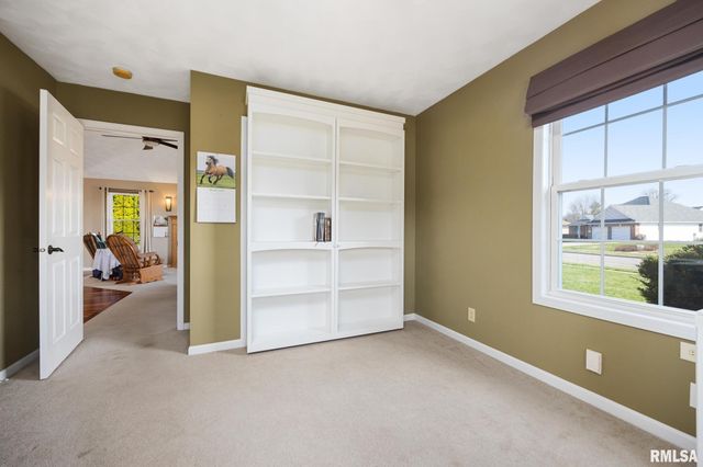 1201 LINDEN Street, Morton, IL 61550