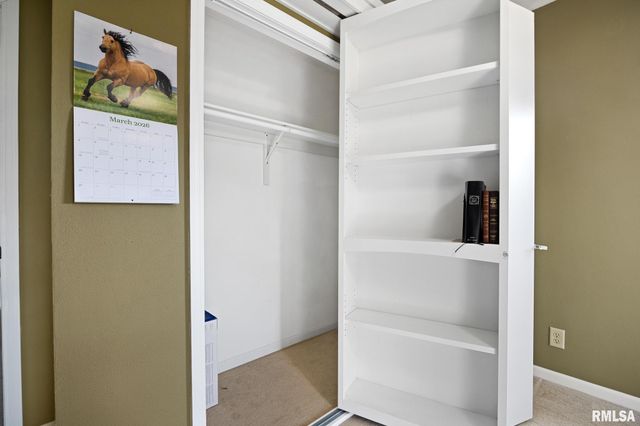 1201 LINDEN Street, Morton, IL 61550