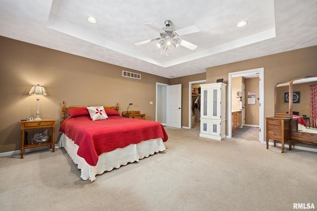 1201 LINDEN Street, Morton, IL 61550